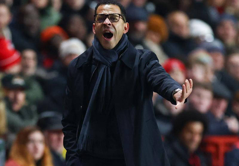 三队迎大礼掀起争五大战，切尔西率先亮相，曼联欧冠前景稳固